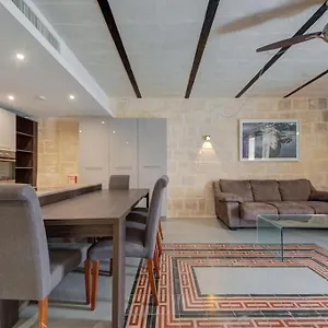 https://vallettastay-orangerie-two-bedroom-apartment-301.qawrahotelsmalta.org