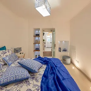 Charming In Adamastor Lisbon! Perfect Location - Super But Calm! Apartment