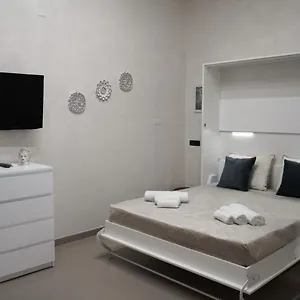 https://apt-house-regina.hotels-amalfi.com