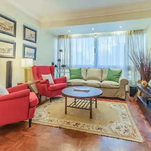 Telheiras Comfortable Apartment